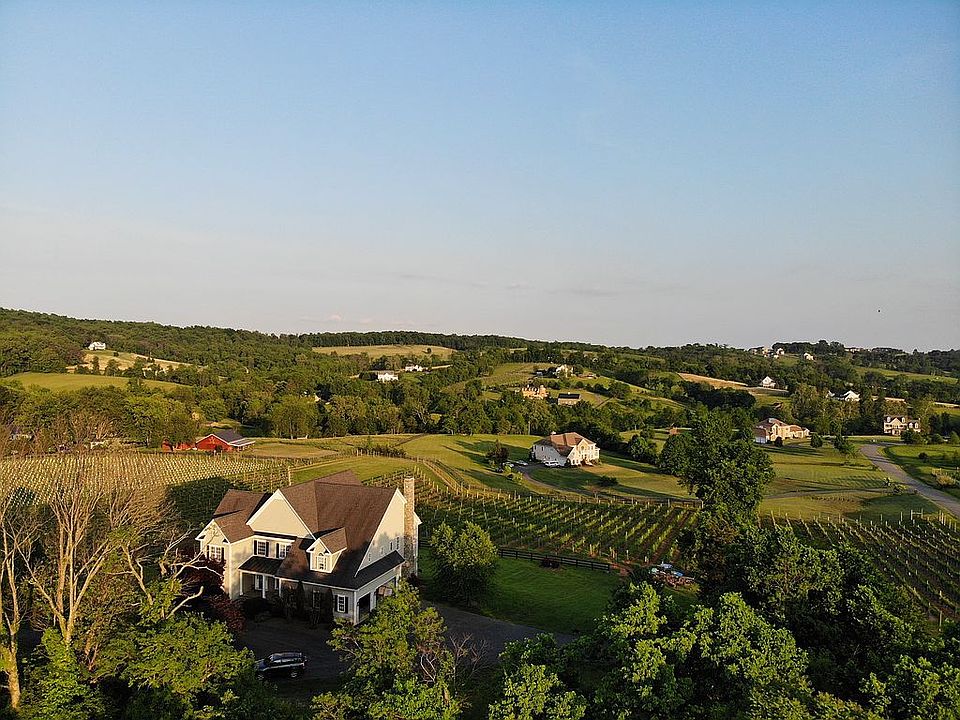 1st image of 15474 Waterford Run Ct