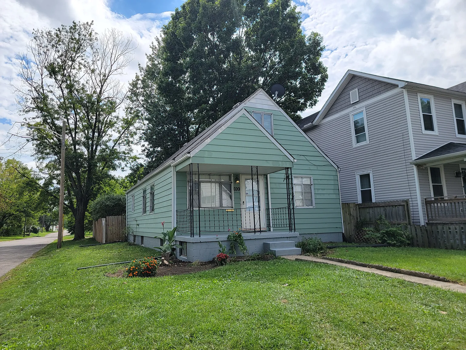 Reinhard Ave, Columbus — Photo 1