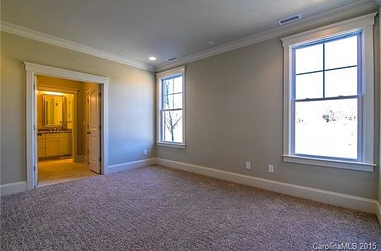 5th image of 706 Kingsley Way