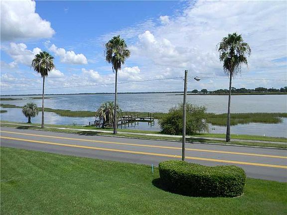 3rd image of 1600 W Lake Parker Dr #21