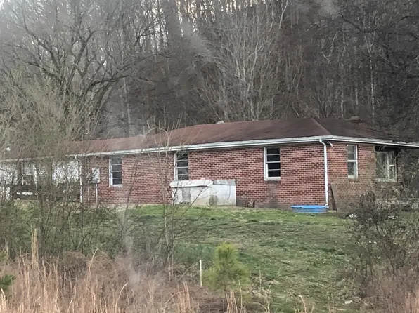 1395 Ross Hollow Rd, Ashland City, TN 37015