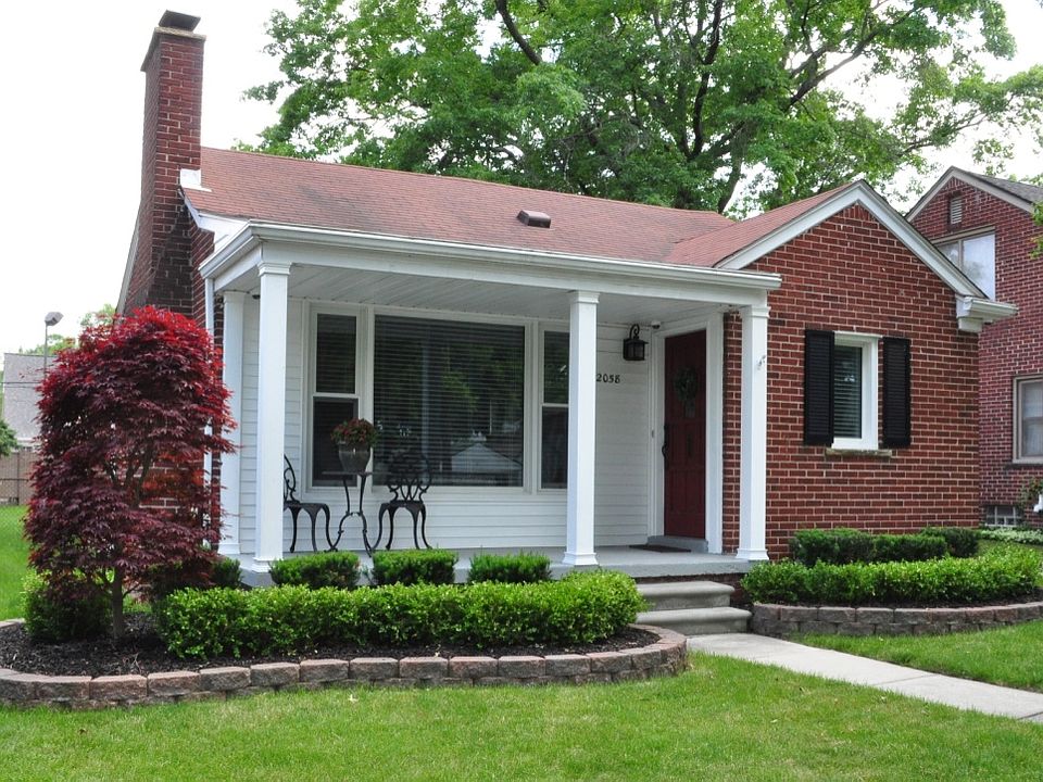 1st image of 2058 Bradford Rd