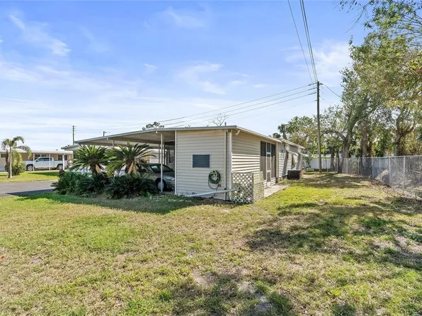 703 Corsica Ct, Bradenton, FL 34207