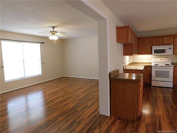 5th image of 1823 Megan Ann Ln