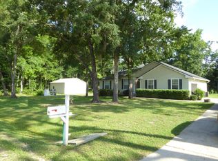 592 Meadow Brook Farm Rd, Green Cove Springs, FL 32043
