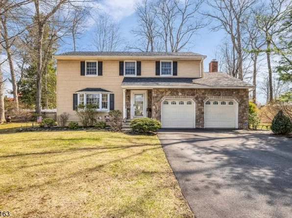 1 Sylvan Ct, Pequannock Twp., NJ 07444
