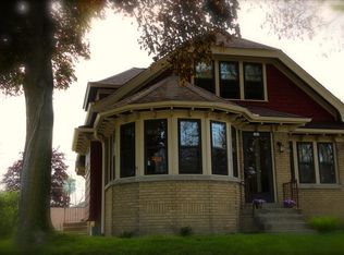 105 N 79th St, Milwaukee, WI 53213