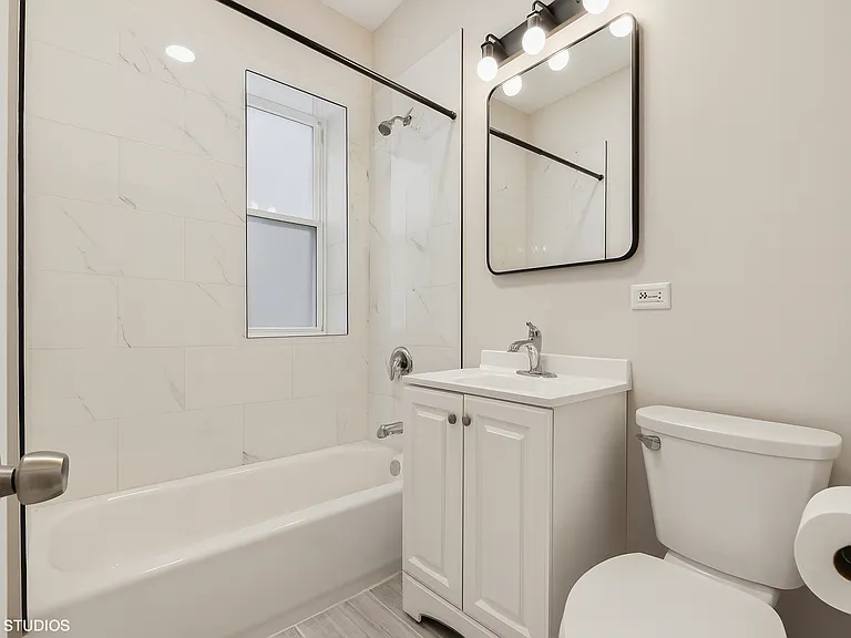 1754 E 73rd St #1 — Photo 8