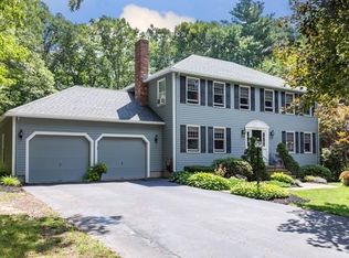 4 Maple Tree Ln, Franklin, MA 02038