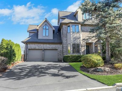 153 Ashley Place, Park Ridge, NJ, 07656