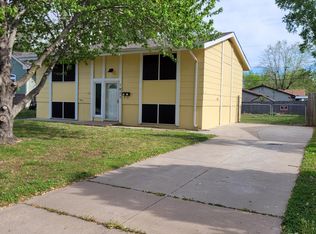 1823 E Idlewild St, Wichita, KS 67216