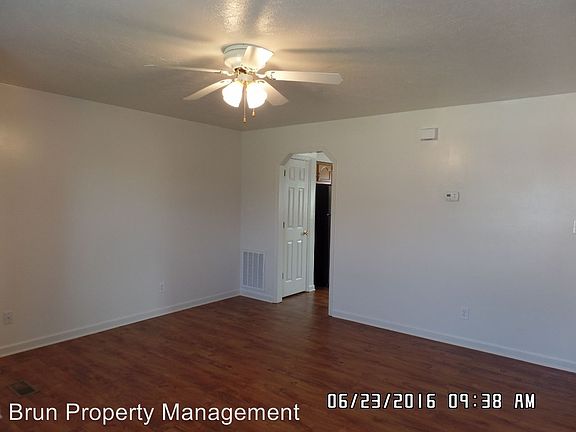 3rd image of 5026 Willoway Dr