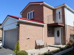 10 Hudson Dr W, Brampton, ON L6Y2N7