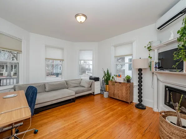 361 Miller Ave #1, Portsmouth, NH 03801