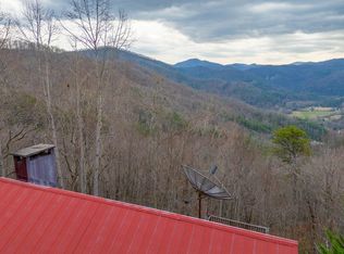 581 Mountain Laurel Dr, Franklin, NC 28734