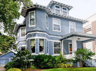 2839 N Hackett Ave, Milwaukee, WI 53211