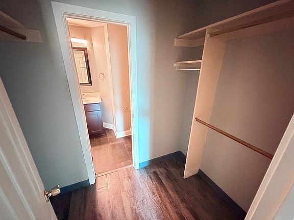 4th image of 11 N Beaver St #401