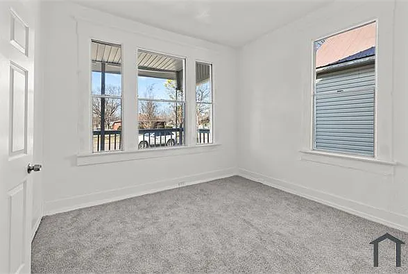 1217 Fulton Ave — Photo 14