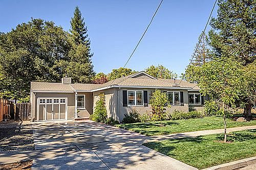 1st image of 807 14th Ave