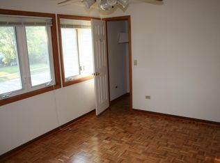 6115 Lane Pl, Downers Grove, IL 60516