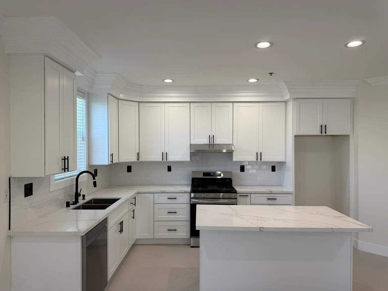 2 bed, 1200 sqft, $2,900 — Photo 4