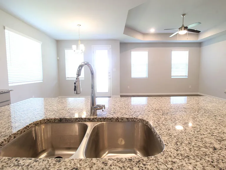 3713 Tripps Pl — Photo 28