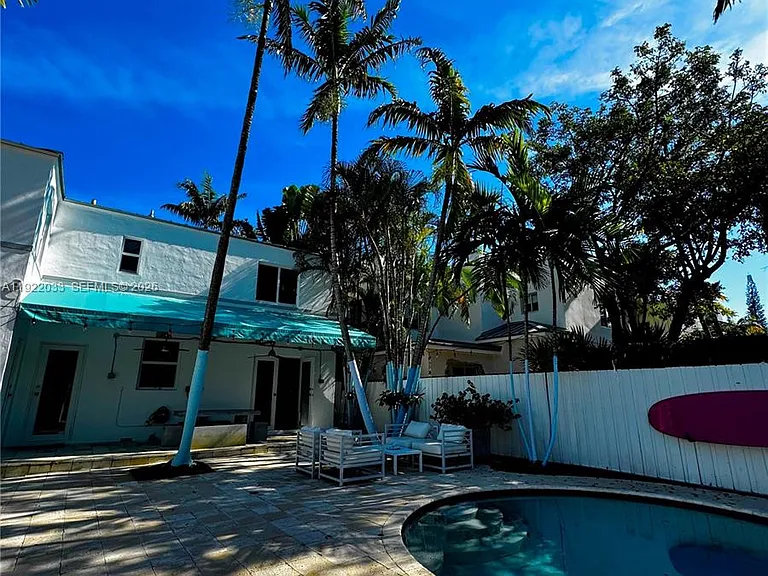 3470 Sheridan Ave — Photo 48