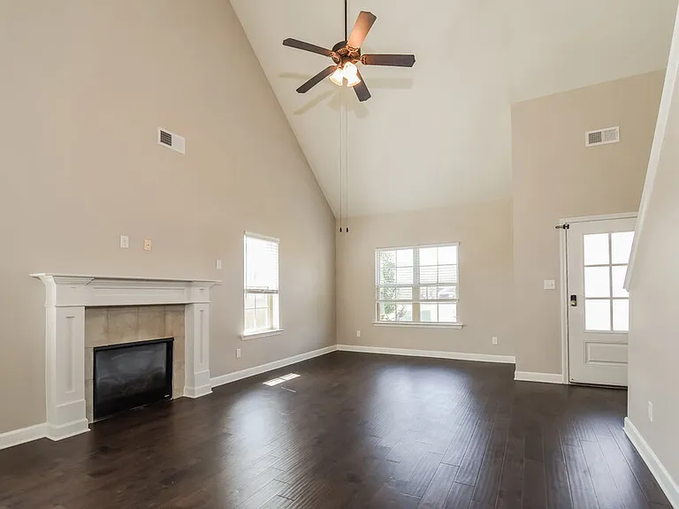 3596 Sabra Ln — Photo 5