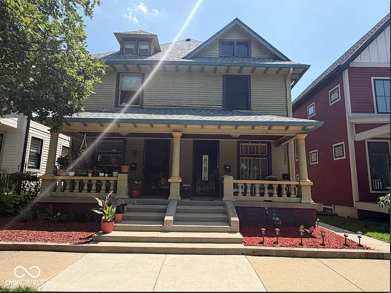 1841 N Talbott St — Photo 3