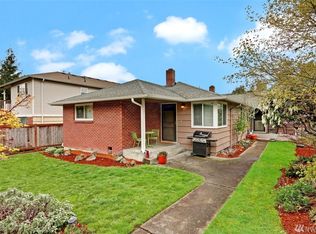 4826 40th Ave SW, Seattle, WA 98116