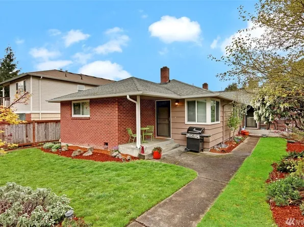 4826 40th Ave SW, Seattle, WA 98116