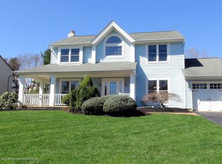 15 Royal Rd, Freehold, NJ 07728