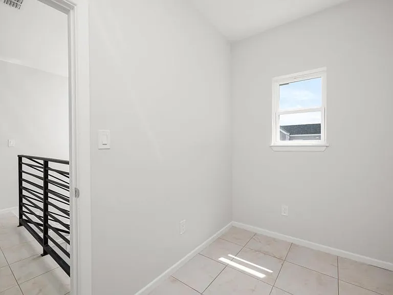 5407 N Crown Point — Photo 15