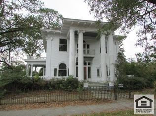 901 Carswell Ave, Waycross, GA 31503