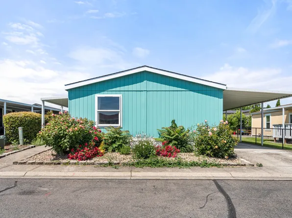 1570 S Peach St Space 23, Medford, OR 97501