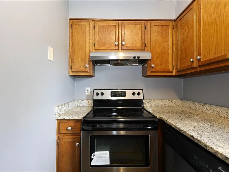 5461 Park Pl S — Photo 11