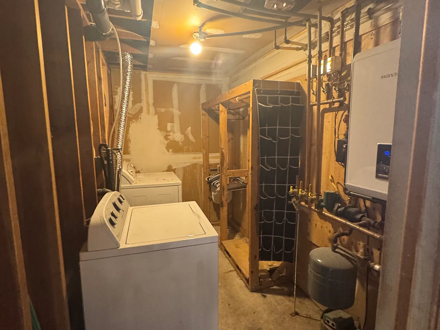 Studio, 500 sqft, $1,800 — Photo 3