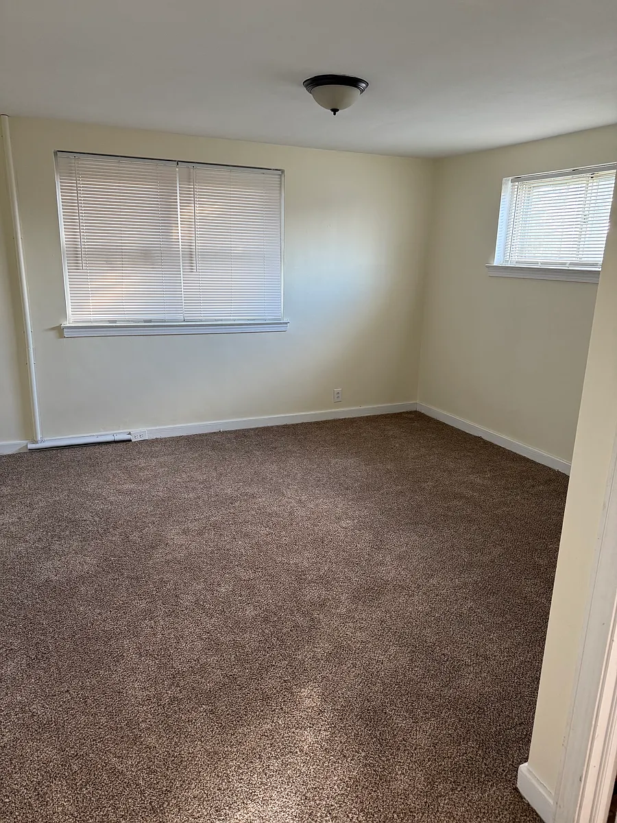 Building Photo - 7657 Gilbert St #2