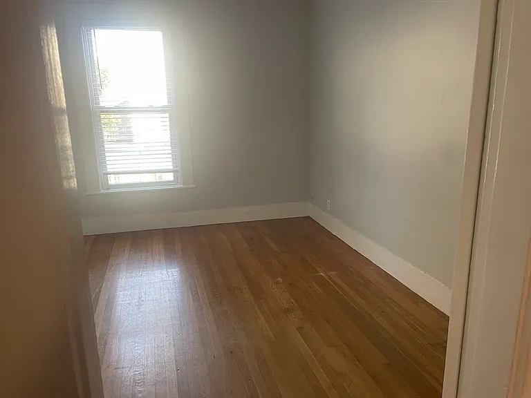 4 Blaney St #2 — Photo 22