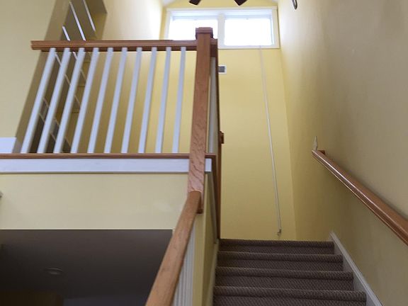 5th image of 153 Grand Ave APT 3