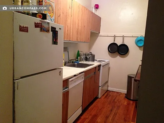 Rented by Compass | media 32