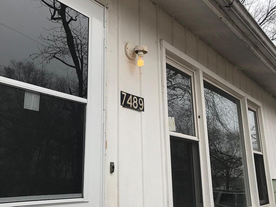1st image of 7489 Rowles Ave