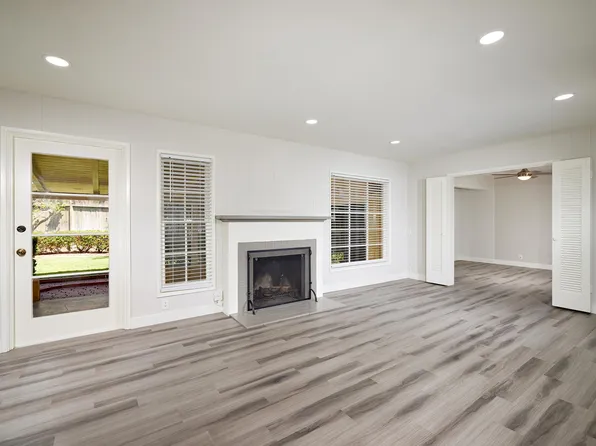 655 Wrelton Dr, La Jolla, CA 92037