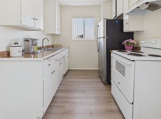 Sepulveda Manhattan Apartments, Panorama City, CA 91402