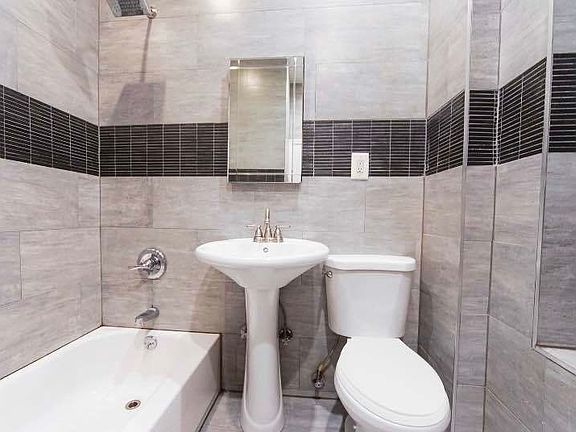 5th image of 142 Sullivan St #2R