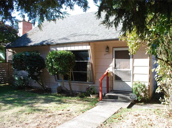 10455 56th Avenue S, Seattle, WA 98178
