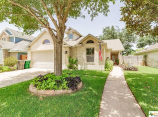 106 Amhurst St, Victoria, TX 77904