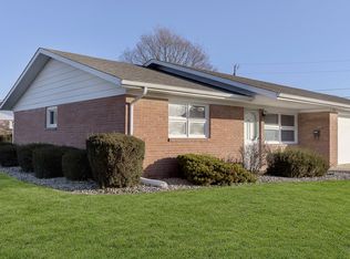 2526 Sassafras Dr, Anderson, IN 46012