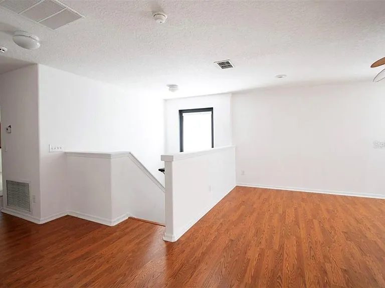 1412 Blackwater Pond Dr — Photo 24