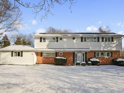 844 E Village Dr, Newark, OH, 43055